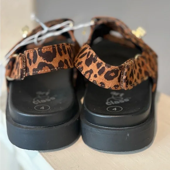 NEW Art Class Girl Kids' Verity Platform Hardware Sandals Leopard Print Sz 4 - Picture 4 of 6